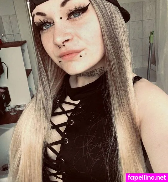 Hat wer was von _ossi_goere_027 / TinyxSatan666 Nude Leaked OnlyFans Photo #3CjWat2Ta9