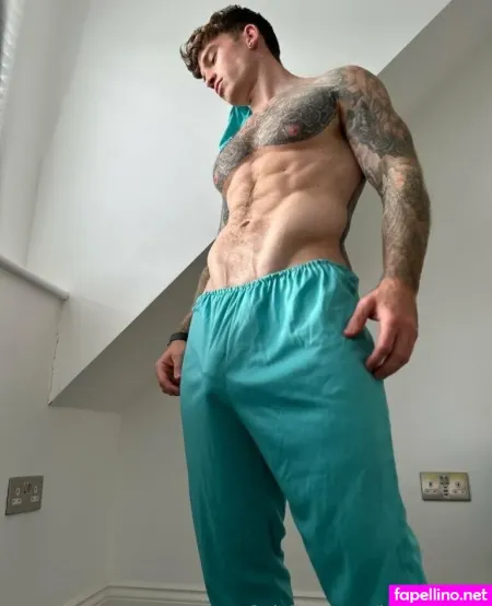 Hatts17free OnlyFans Thumbnail #RXiXUzEPN8