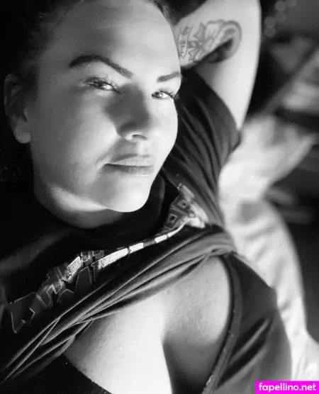 Hauntedgoddess OnlyFans Thumbnail #W1B7t8SsEF