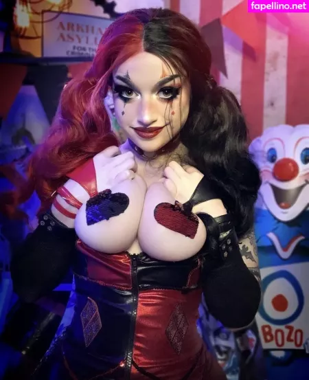 Hauntedhostess OnlyFans Thumbnail #dHQ4xE2ROi