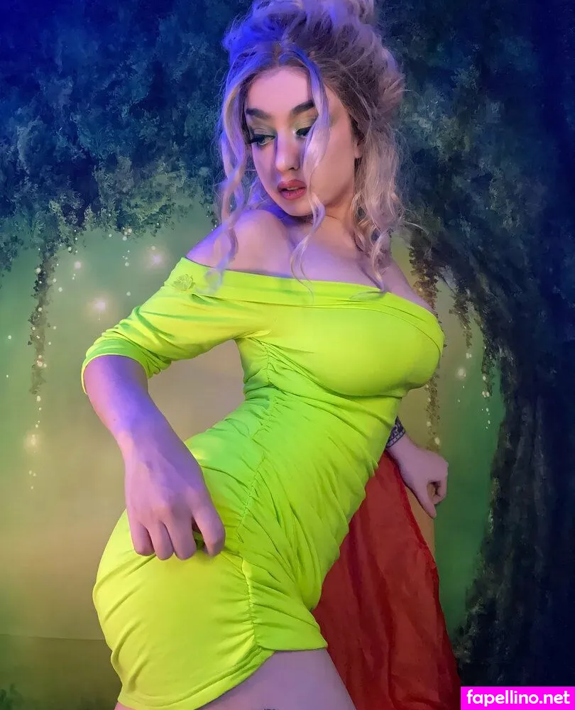 hauntedquinn, hayleyquinnx Nude Leaked OnlyFans Photo #6coeN92bxc