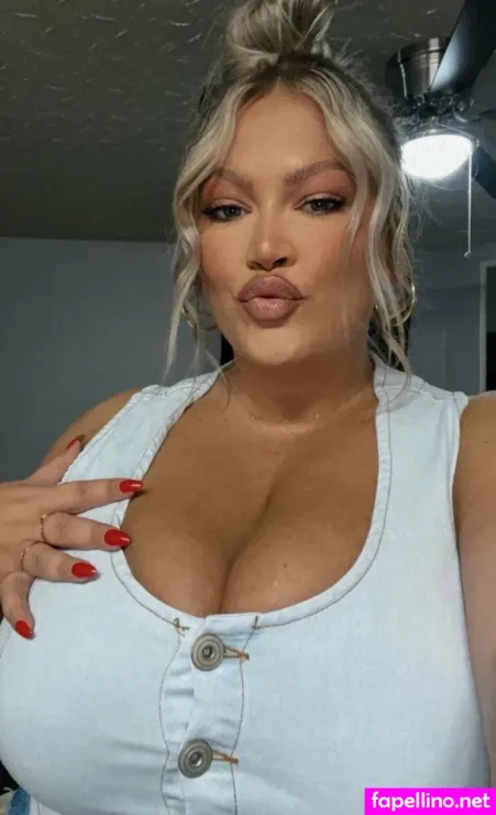 Hayden OnlyFans Thumbnail #HZSgUfgMxM