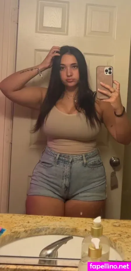 Haylee Anderson OnlyFans Thumbnail #4cWF5S9e0B