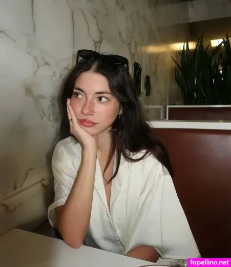 Hayley Benson OnlyFans Thumbnail #1fYd8qYobN