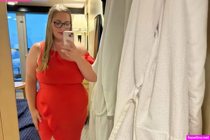 Hayley Carter OnlyFans Thumbnail #4Aa2Us5poE