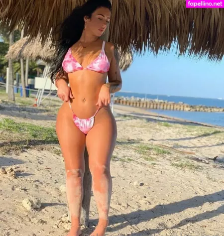 Hayley Davis OnlyFans Thumbnail #RRYa9MaQ2j