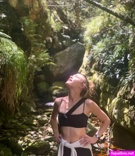 Hayley Erin Main Profile Photo