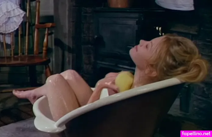 Hayley Mills OnlyFans Thumbnail #m3VjyYjXZe