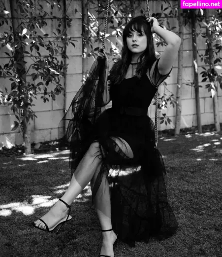 Hayley Orrantia OnlyFans Thumbnail #0wphomqjJ5