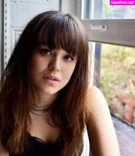 Hayley Orrantia OnlyFans Thumbnail #H426vriaU7