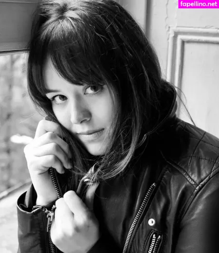 Hayley Orrantia OnlyFans Thumbnail #HVDdpkZ42G