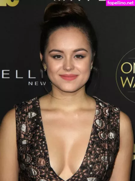 Hayley Orrantia OnlyFans Thumbnail #XC0jX67pSf