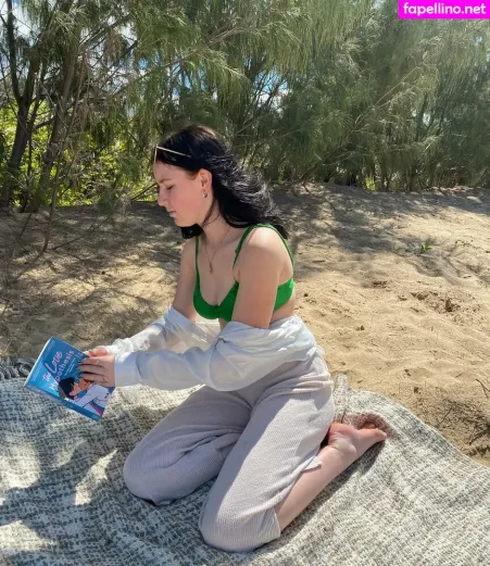 Hayleypeckover OnlyFans Thumbnail #E0I6nzEDT4