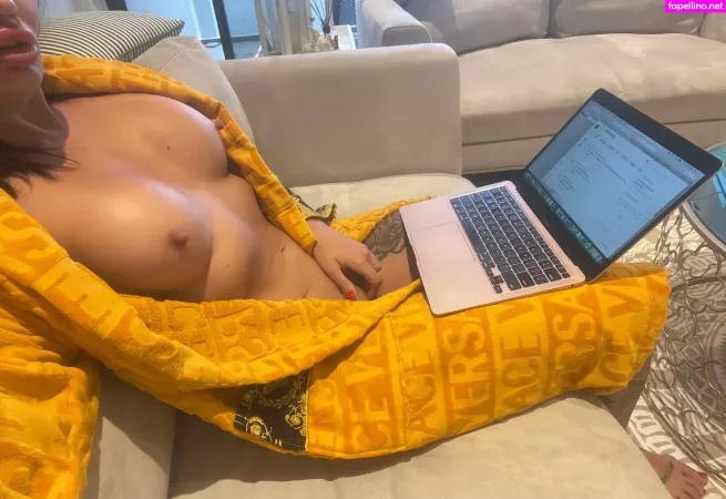 Hayleyvernon OnlyFans Thumbnail #2eJzEOnbCh