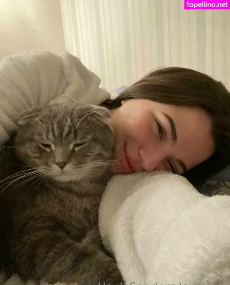 Haylisandersfree OnlyFans Thumbnail #IE7dzmq9mB