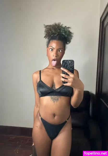 Hayzelmakesyounut OnlyFans Thumbnail #UmNSM082r9