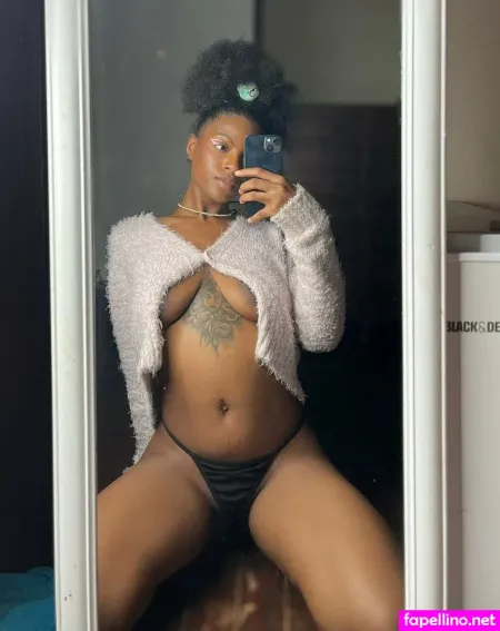 Hayzelmakesyounut OnlyFans Thumbnail #wEw2MsDXJ4