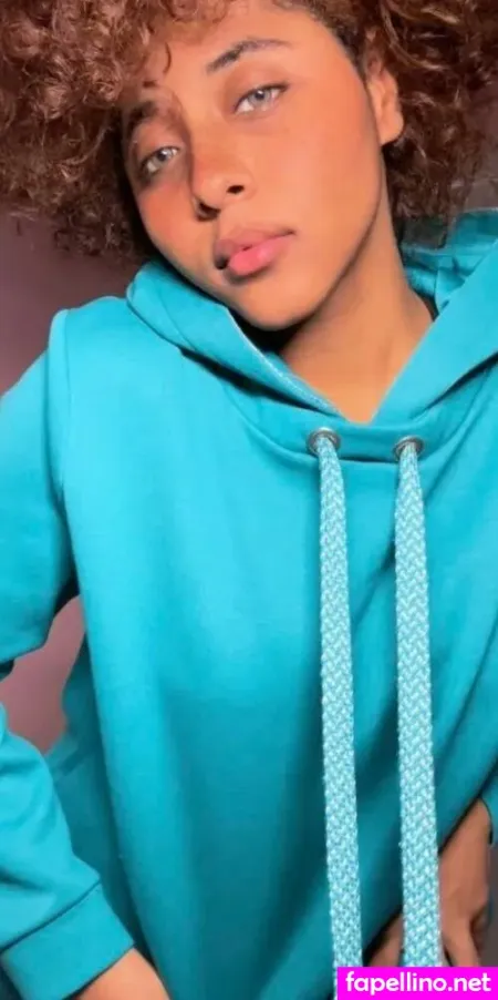 Hazel Dreamyyhazel OnlyFans Thumbnail #uNbhLDy7Bk