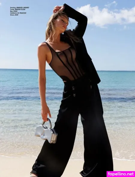 Hazel Graye Main Profile Photo