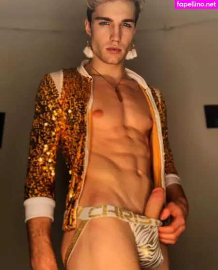 Hazel Hoffman OnlyFans Thumbnail #94m0RgC7GS