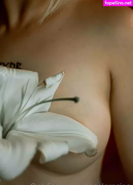 Hazelgraciaa OnlyFans Thumbnail #5N9Lnarx9W