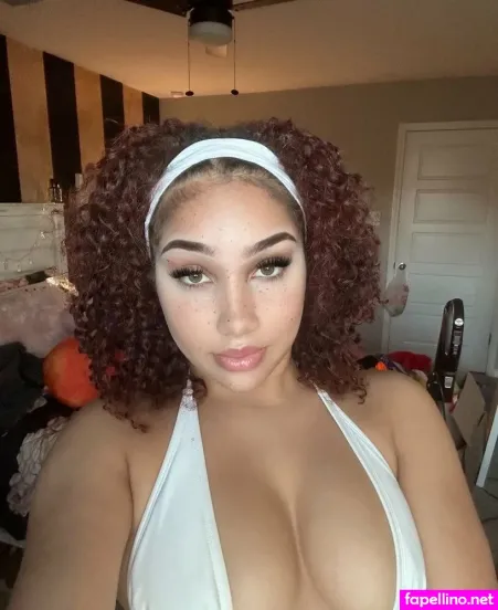 Hazelsent OnlyFans Thumbnail #XrjJqC9zOT