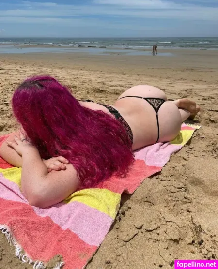 Hazelwright2 OnlyFans Thumbnail #OkseMCGpVh