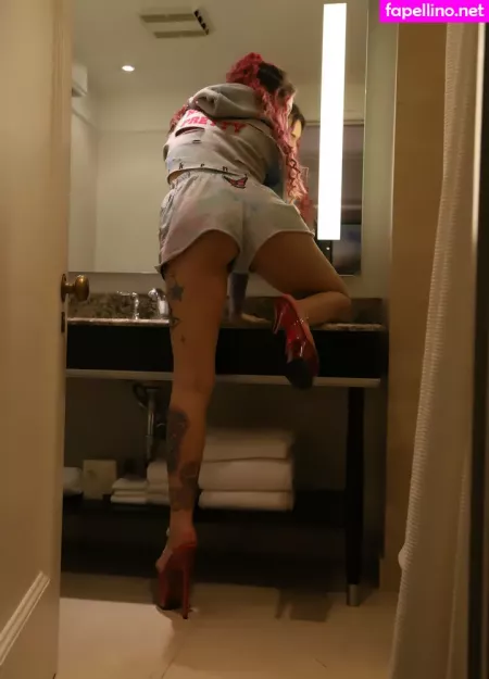 Hazzardousmaterial OnlyFans Thumbnail #l59O2HeNt3