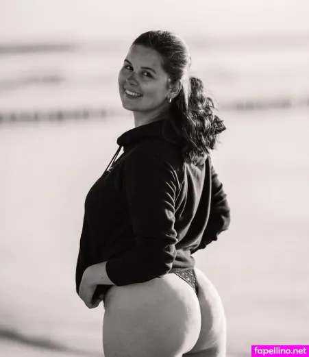 He Lena Of OnlyFans Thumbnail #0gbQX6GCrs