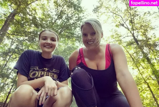 Healthyhappyfitandproud 3 OnlyFans Thumbnail #4QiInvMHwW
