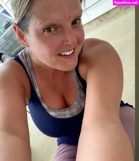 Healthyhappyfitandproud 3 OnlyFans Thumbnail #U1sXmWE1Cm