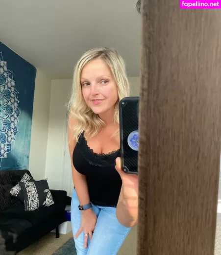 Healthyhappyfitandproud 3 OnlyFans Thumbnail #qXFF4rtzLm