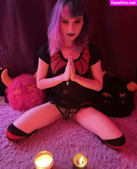 Heartfirecams OnlyFans Thumbnail #xL000uuTbf