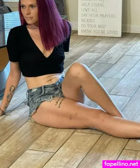 Heather Robinson OnlyFans Thumbnail #3UuSIvHkSq