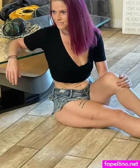 Heather Robinson OnlyFans Thumbnail #8mCfGYXmDX