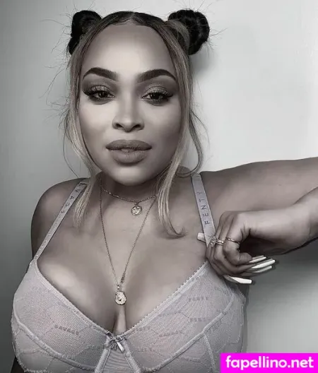 Heathersanders OnlyFans Thumbnail #Is7QqdM4hh