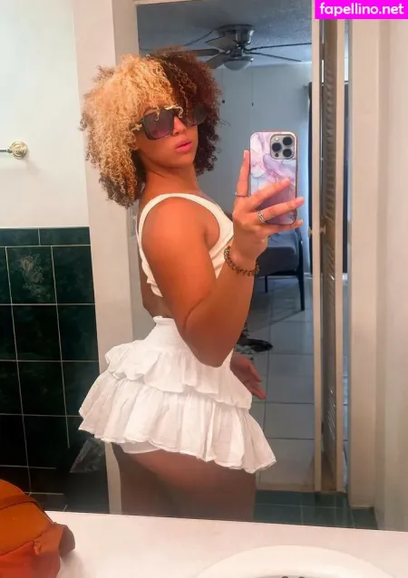 Heaven Collins OnlyFans Thumbnail #u5EE90DcLz