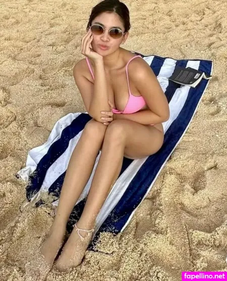 Heaven Paralejo OnlyFans Thumbnail #5OTYx2e6Oo