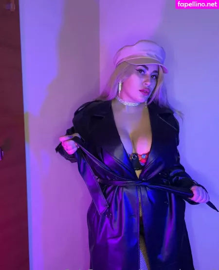 Heavenkarina1 OnlyFans Thumbnail #xKt6foZ7mT