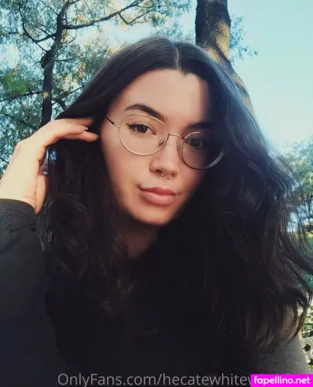 Hecatewhitewitchfree OnlyFans Thumbnail #JJIabpYwM1