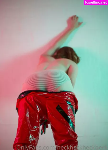 Heckheckheckheck OnlyFans Thumbnail #3CN6p6h2JV