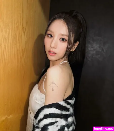 Heejin OnlyFans Thumbnail #9VXDp4BcDF