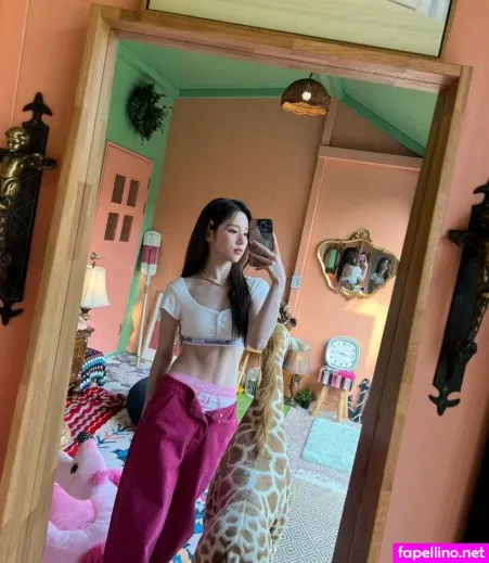 Heejin OnlyFans Thumbnail #TUbzbZVcwz