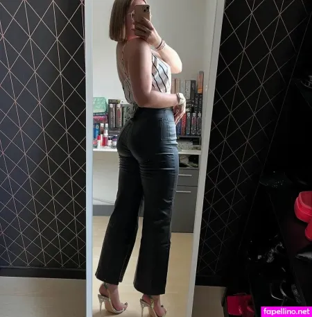 Heels Girl 87 OnlyFans Thumbnail #EWrzslJlP4