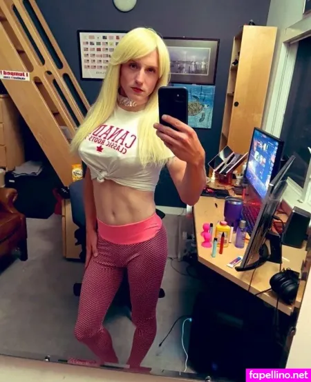 Heelsjessica OnlyFans Thumbnail #bLW3pLQtWX