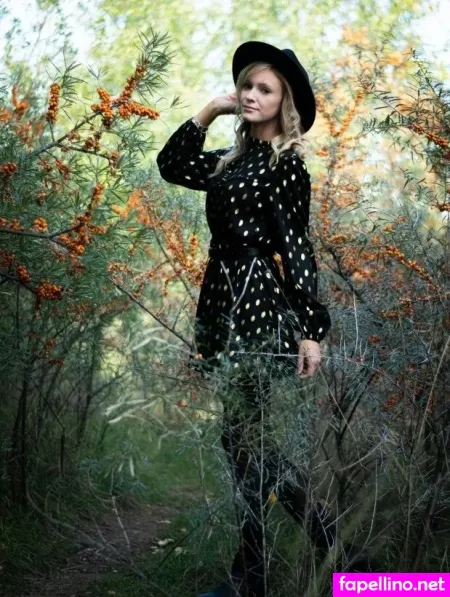 Heidi Erdbeer OnlyFans Thumbnail #K8Z6PAXWcr