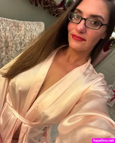 Heidi Gardner OnlyFans Thumbnail #SPRXIknNLE