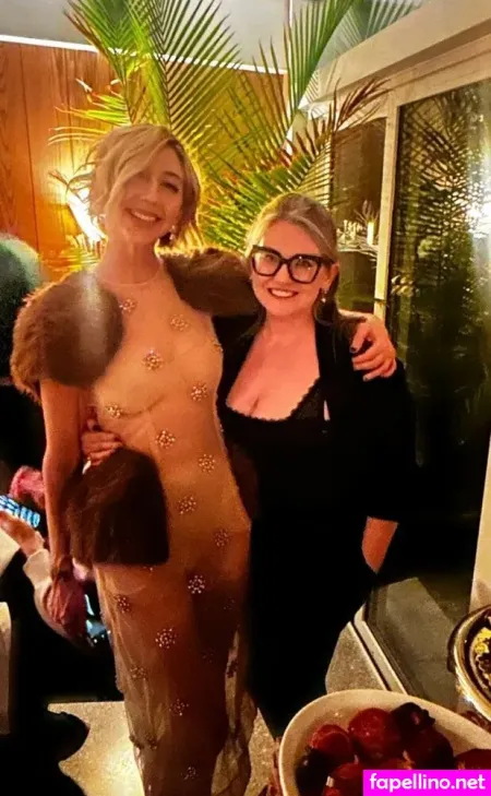 Heidi Gardner OnlyFans Thumbnail #lU20uqYWo7