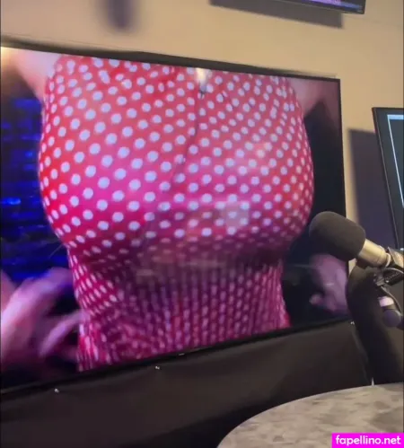 Heidi Hamilton OnlyFans Thumbnail #0bG74xqmpk