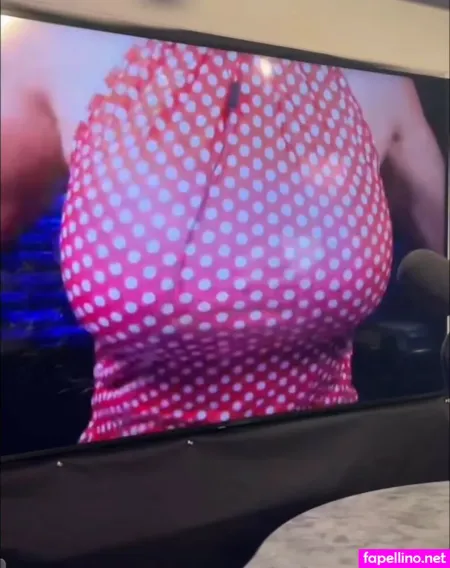 Heidi Hamilton OnlyFans Thumbnail #AheyrinvAY